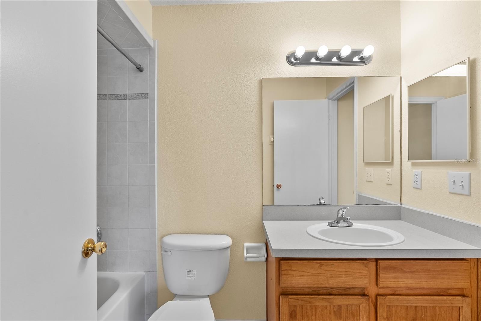 37308 EMBASSY PARK LN #2 — photo 20