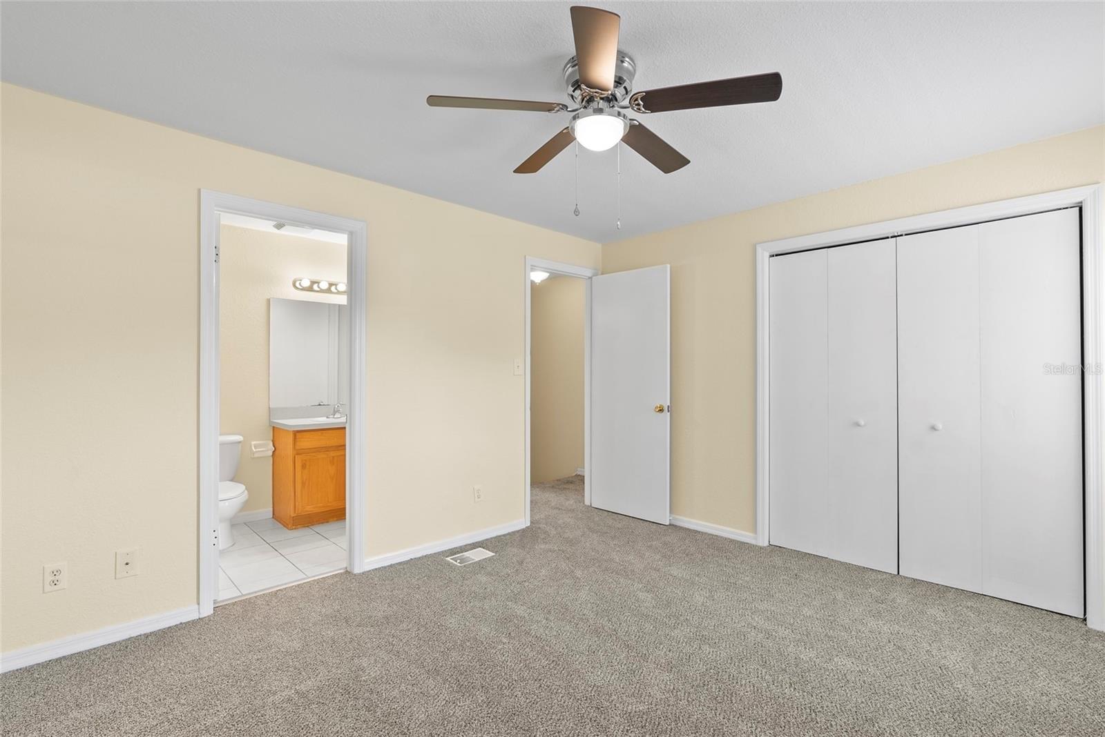 37308 EMBASSY PARK LN #2 — photo 18