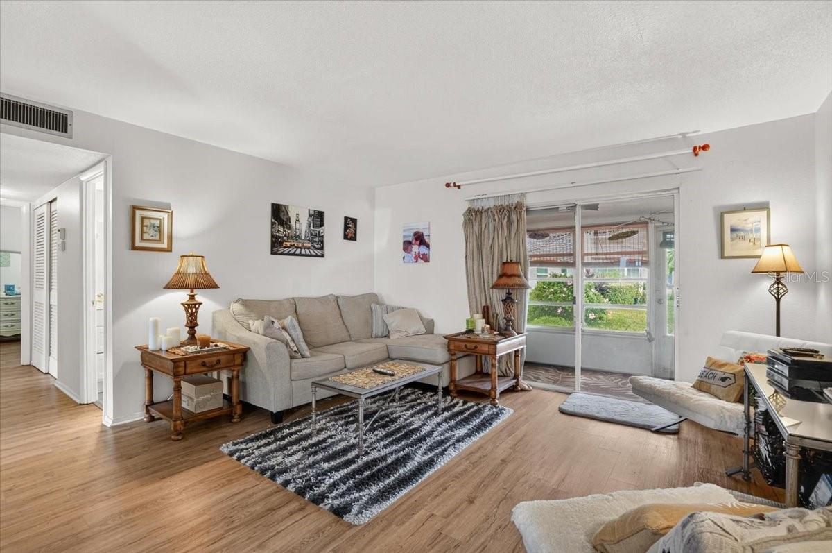5883 GARDEN LN #H1 — photo 10