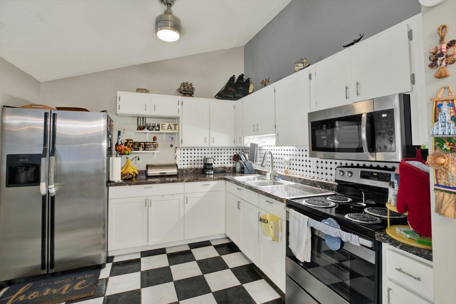 9309 ASHFIELD CT — photo 7