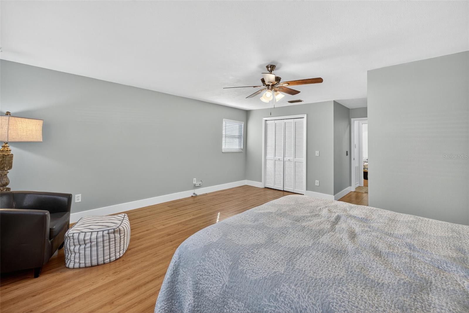 1004 MANDALAY DR — photo 25