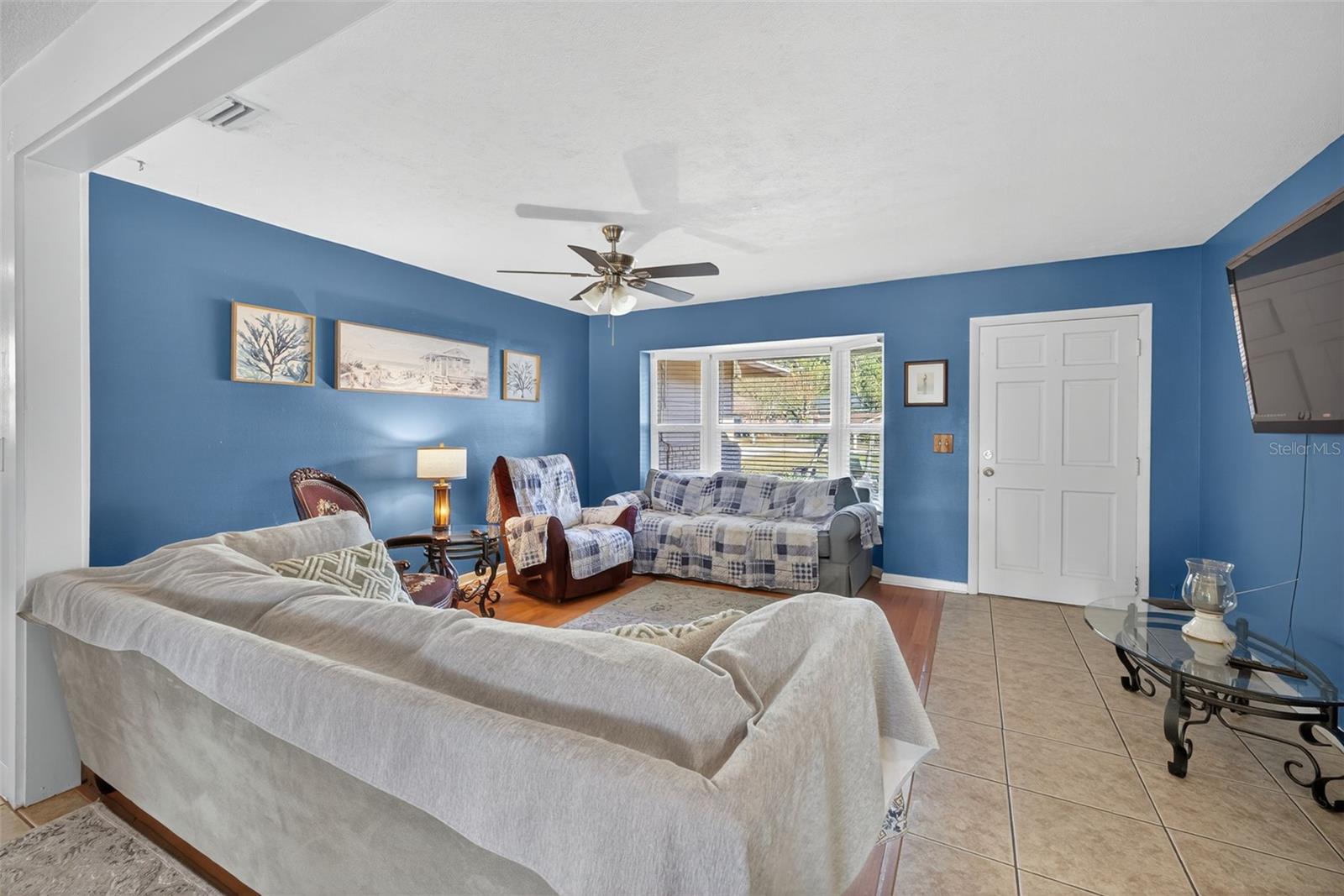 1004 MANDALAY DR — photo 10