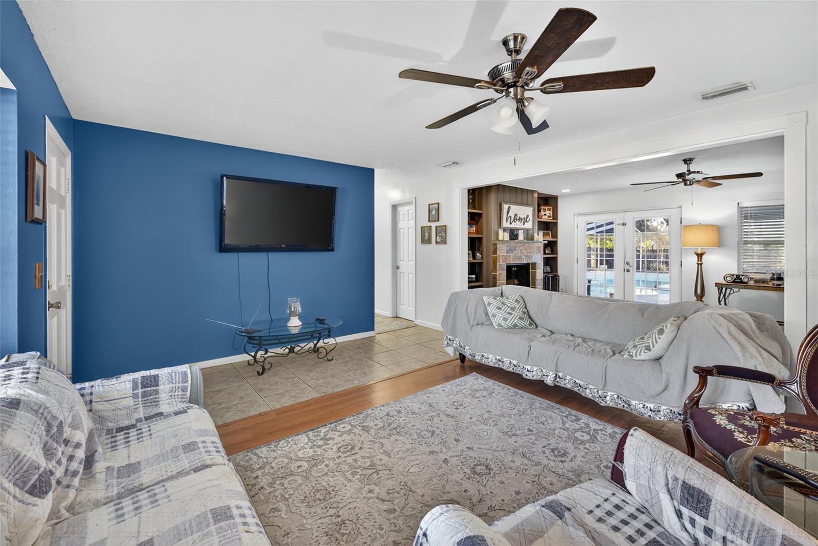 1004 MANDALAY DR — photo 12
