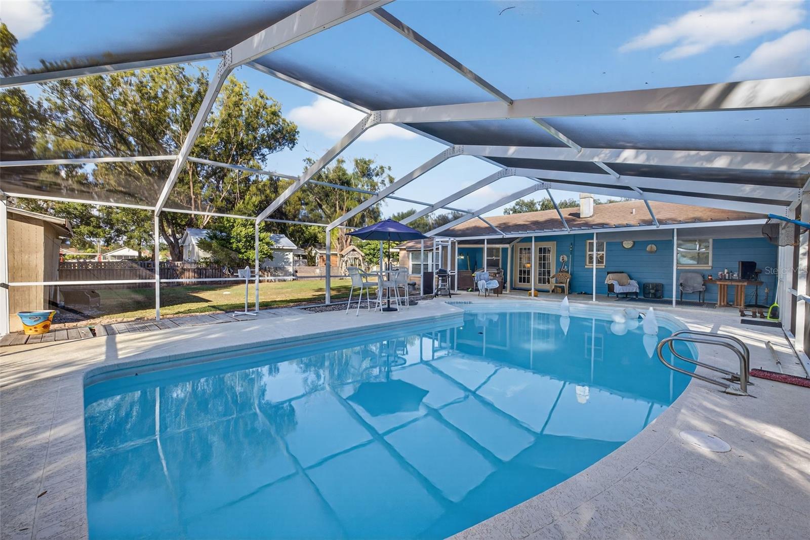 1004 MANDALAY DR — photo 4