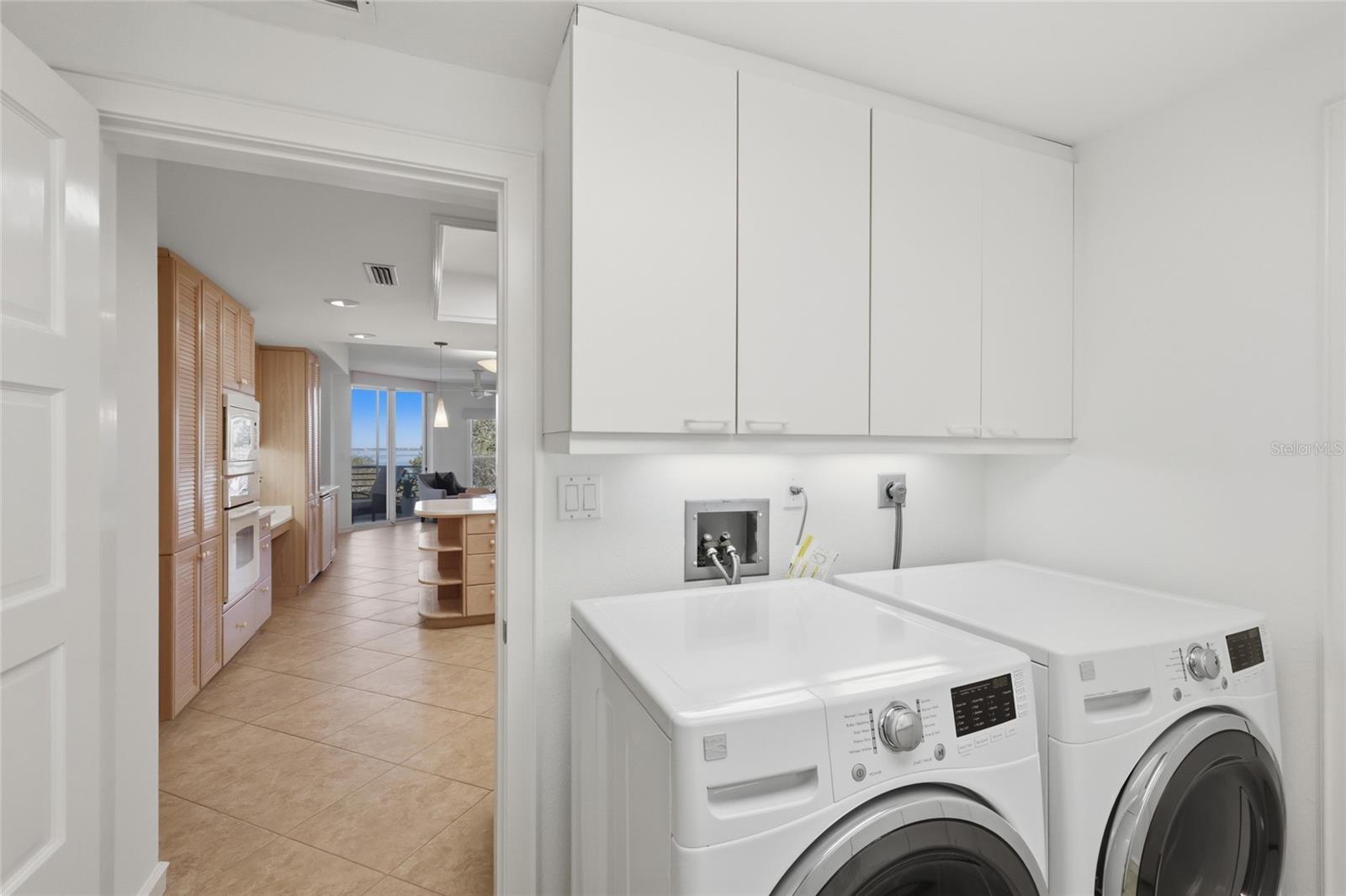 2550 HARBOURSIDE DR #333 — photo 24