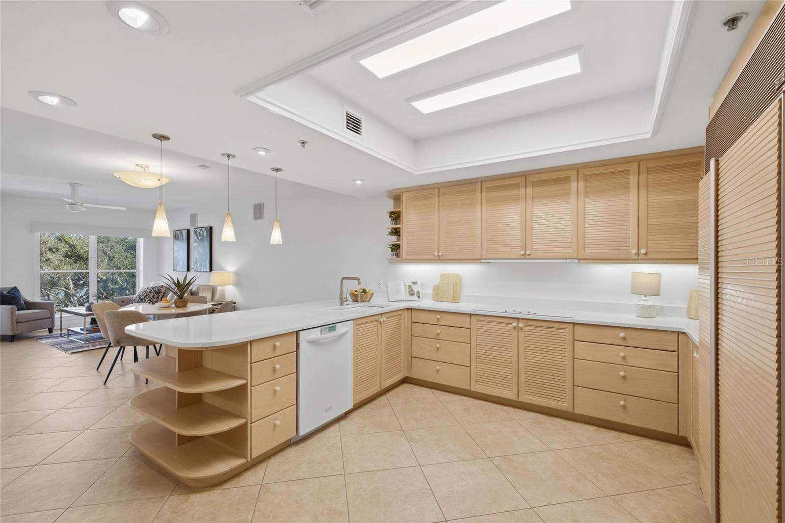 2550 HARBOURSIDE DR #333 — photo 15