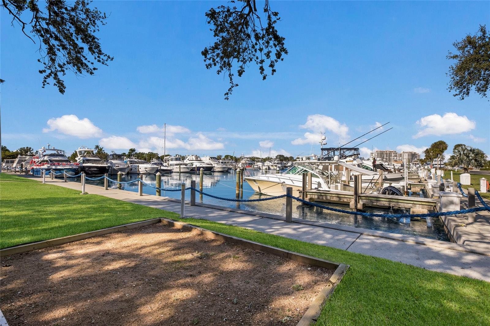 2550 HARBOURSIDE DR #333 — photo 34