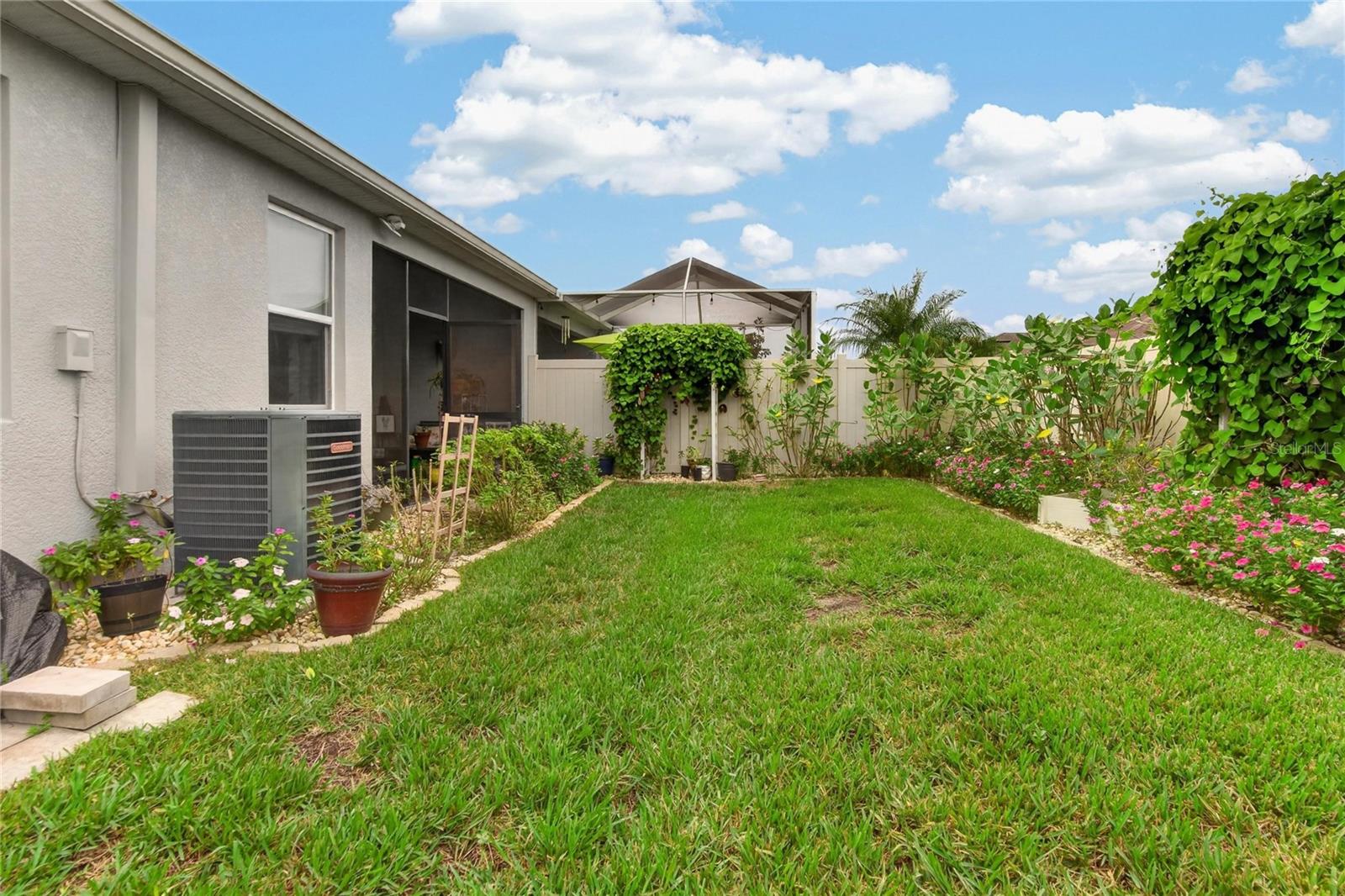 10648 HERON HIDEAWAY LOOP — photo 33