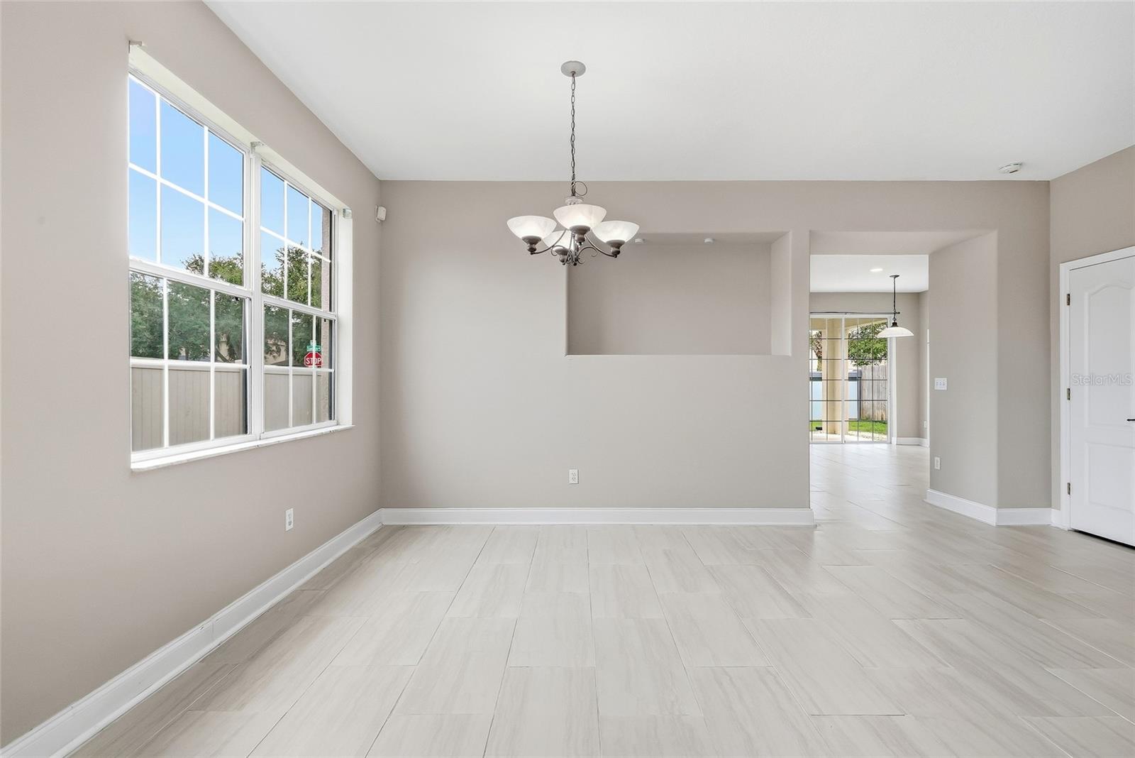 9237 C WELLSTONE DR — photo 36