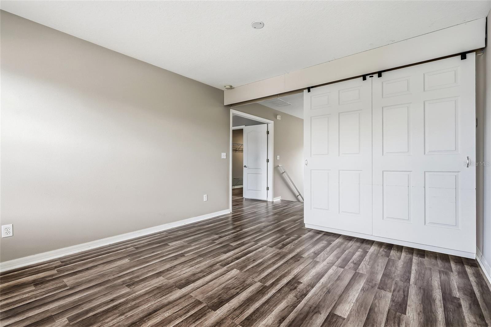 9237 C WELLSTONE DR — photo 38