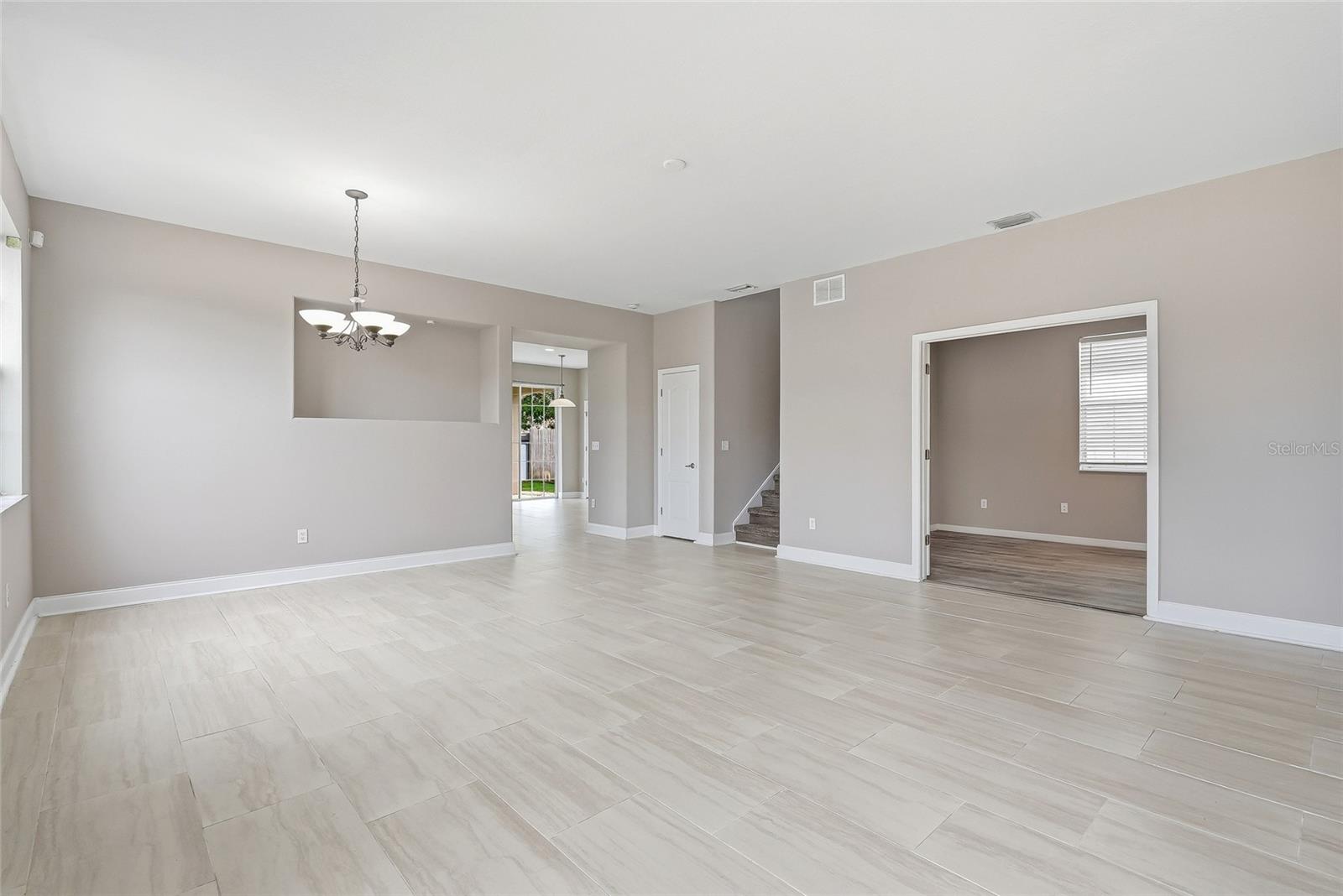 9237 C WELLSTONE DR — photo 20