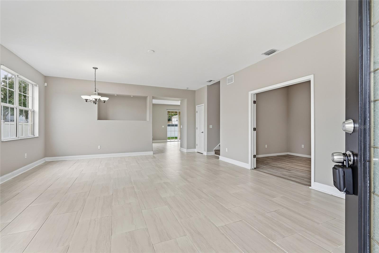 9237 C WELLSTONE DR — photo 30
