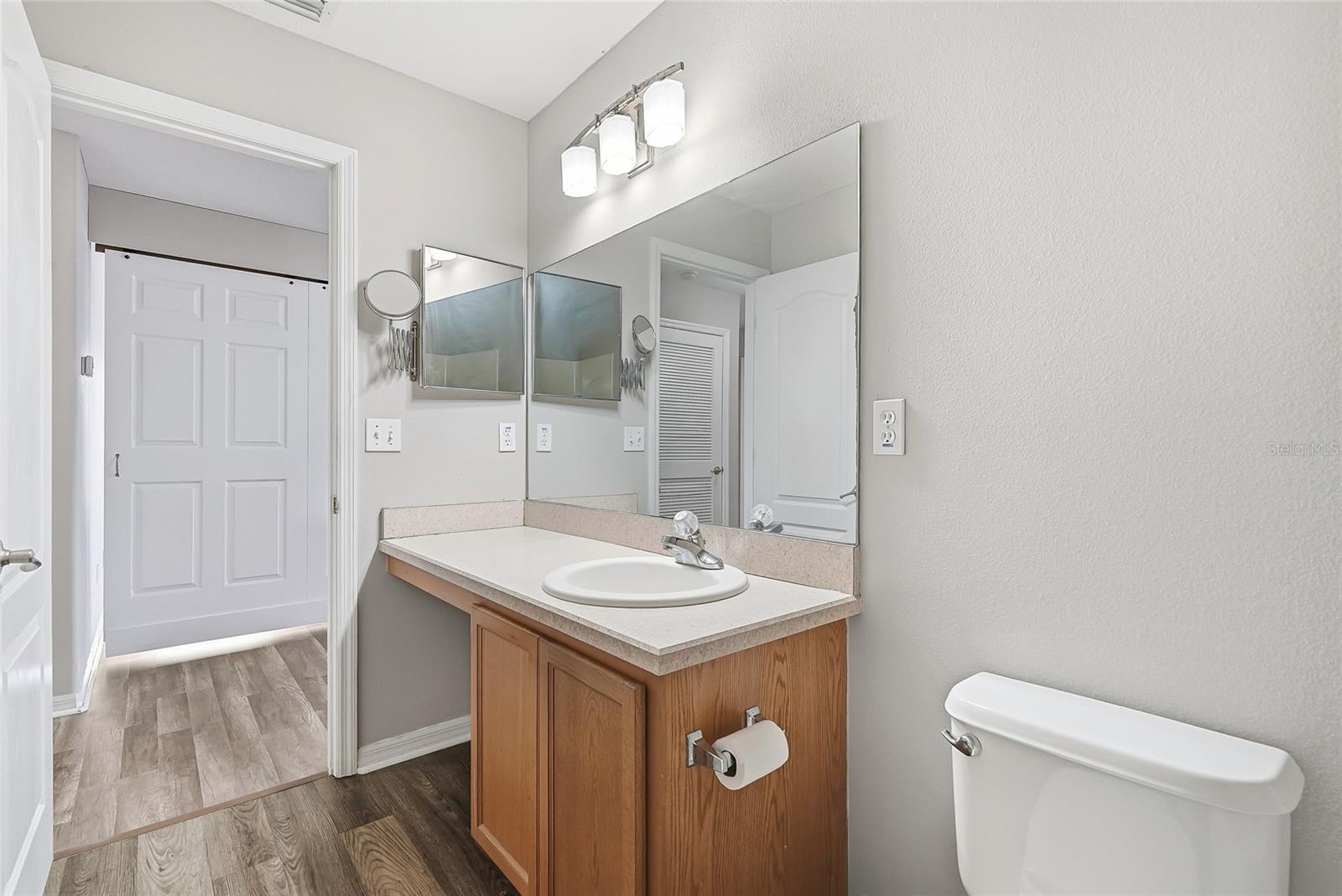 9237 C WELLSTONE DR — photo 33