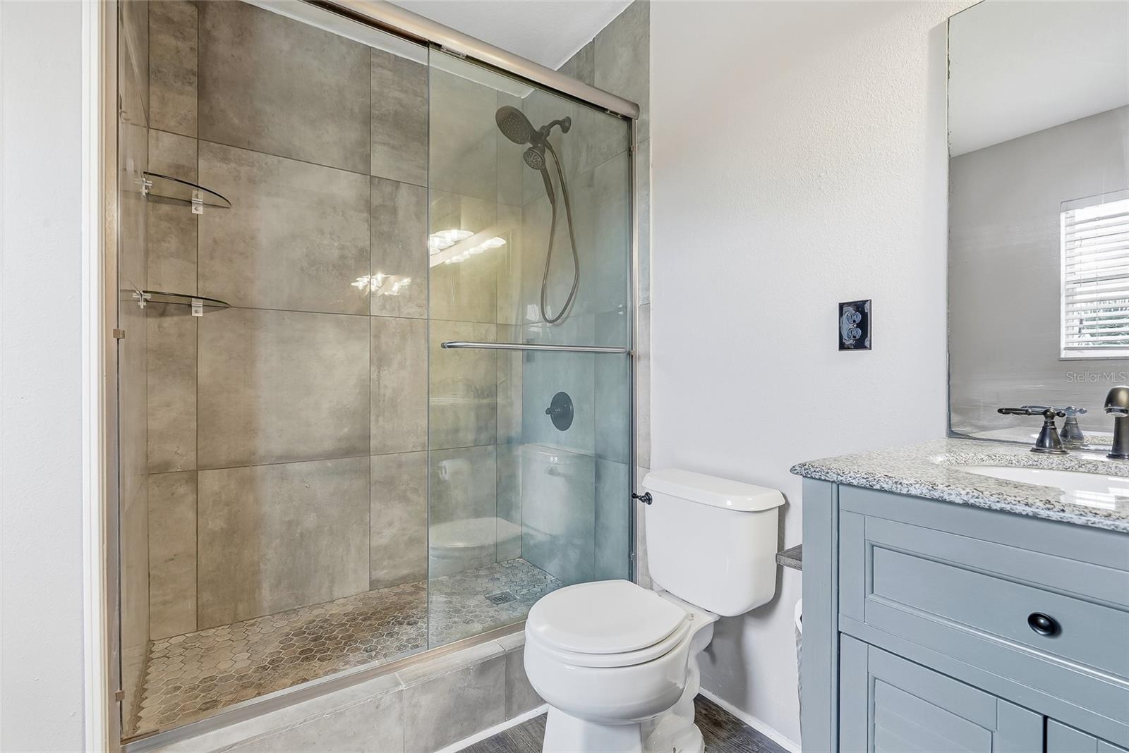 9237 C WELLSTONE DR — photo 28