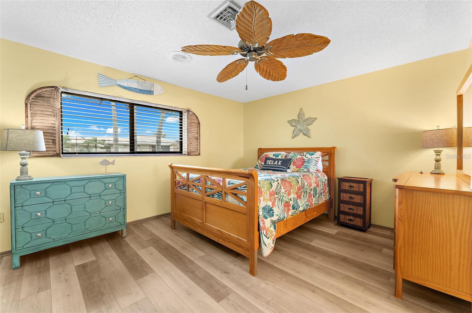120 VILLA DR #120 — photo 18