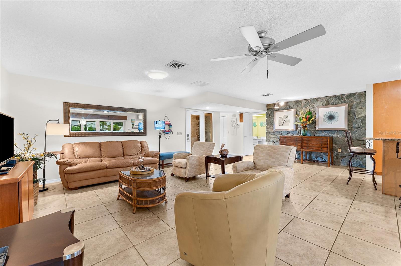 120 VILLA DR #120 — photo 9