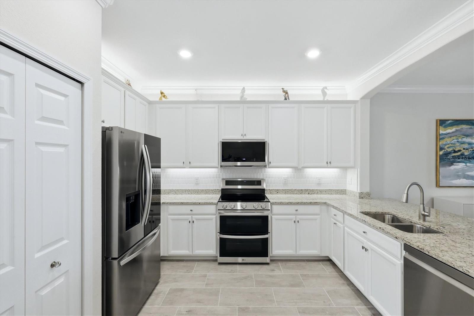24033 CANTERWOOD WAY — photo 36