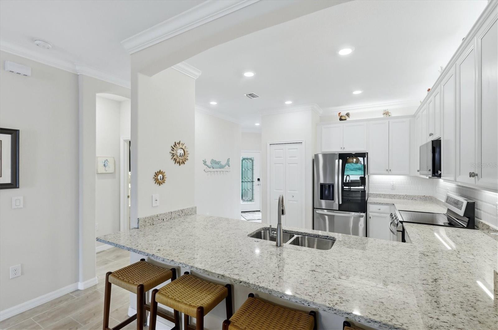 24033 CANTERWOOD WAY — photo 32