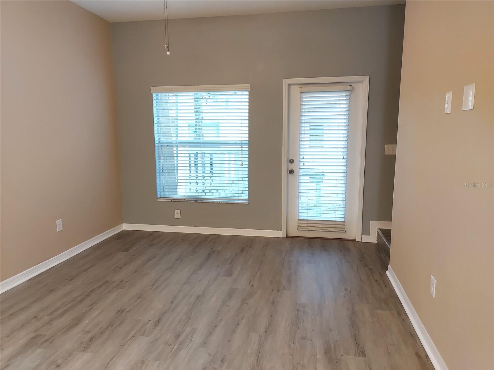 8515 BRUSHLEAF WAY — photo 4