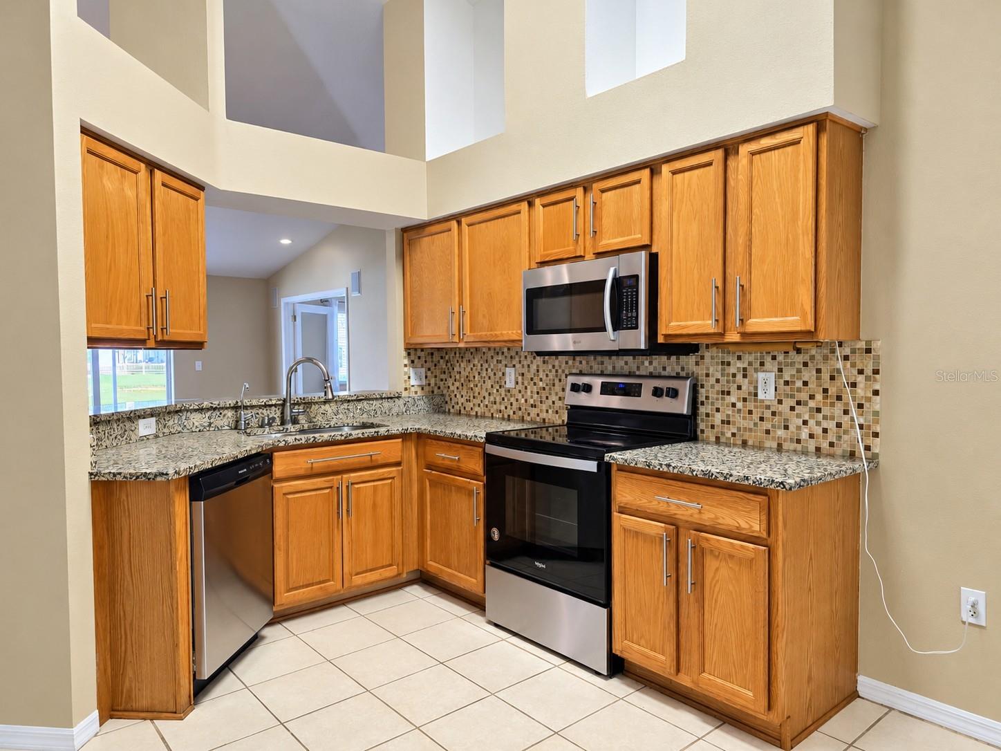 27846 BREAKERS DR — photo 9