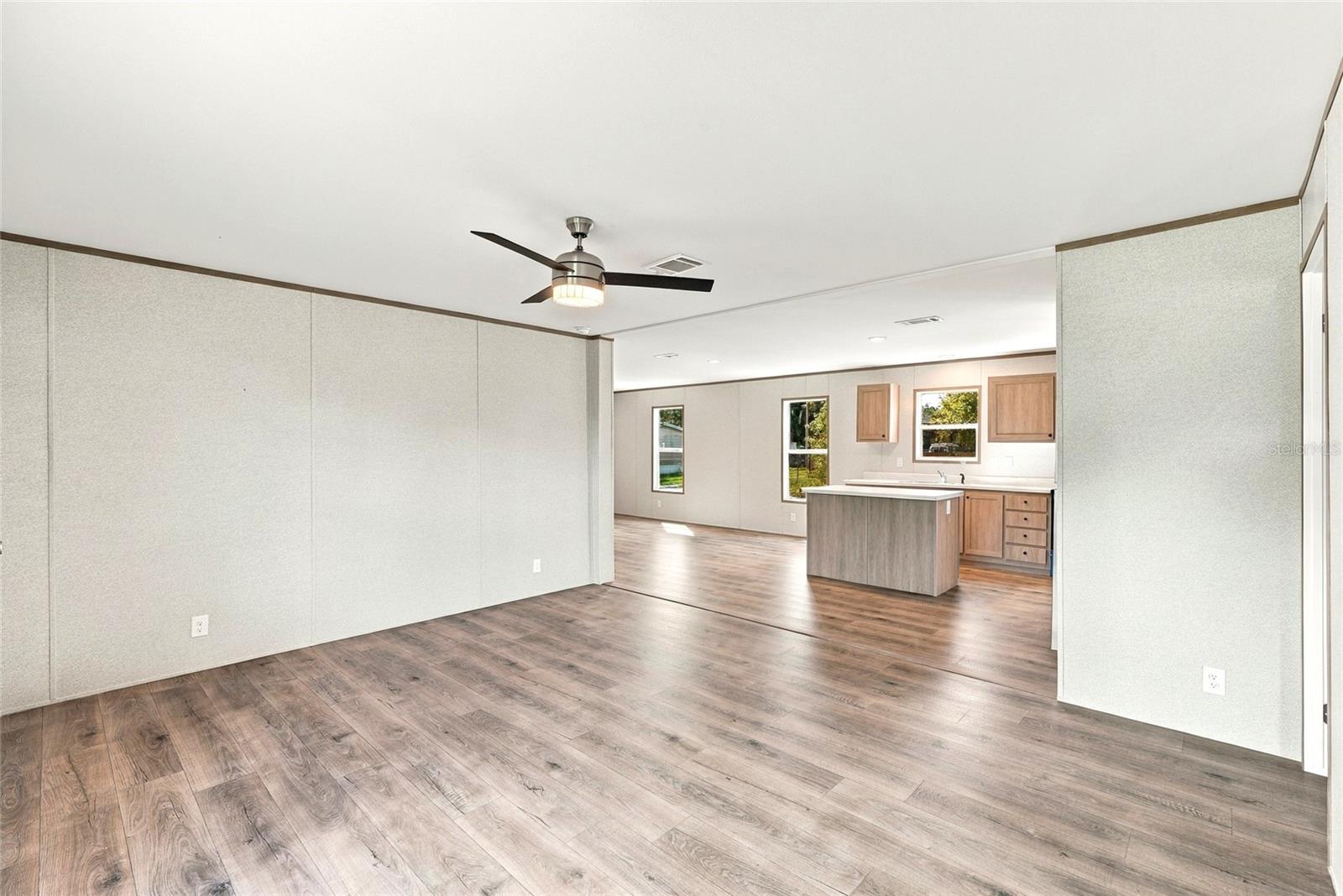 4235 LINDA DRIVE DR — photo 8