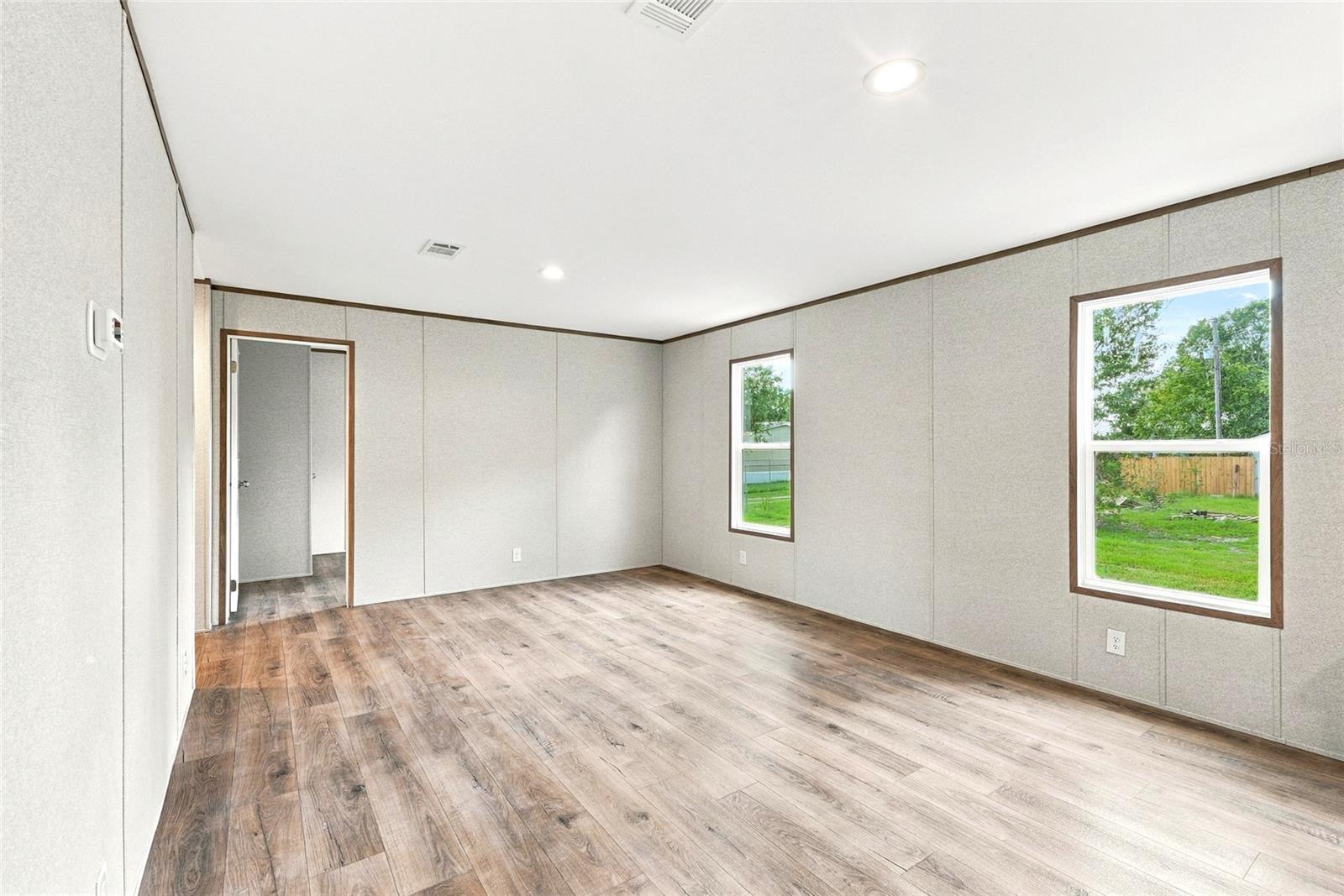 4235 LINDA DRIVE DR — photo 18