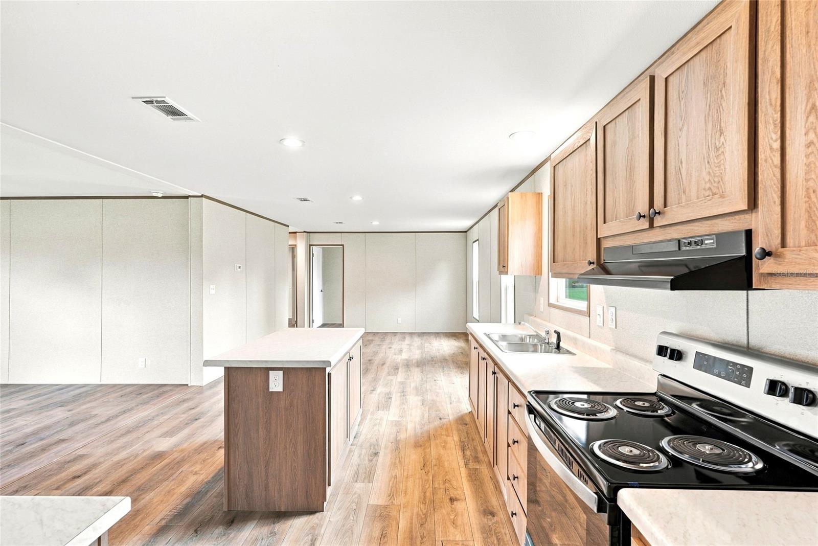 4235 LINDA DRIVE DR — photo 14
