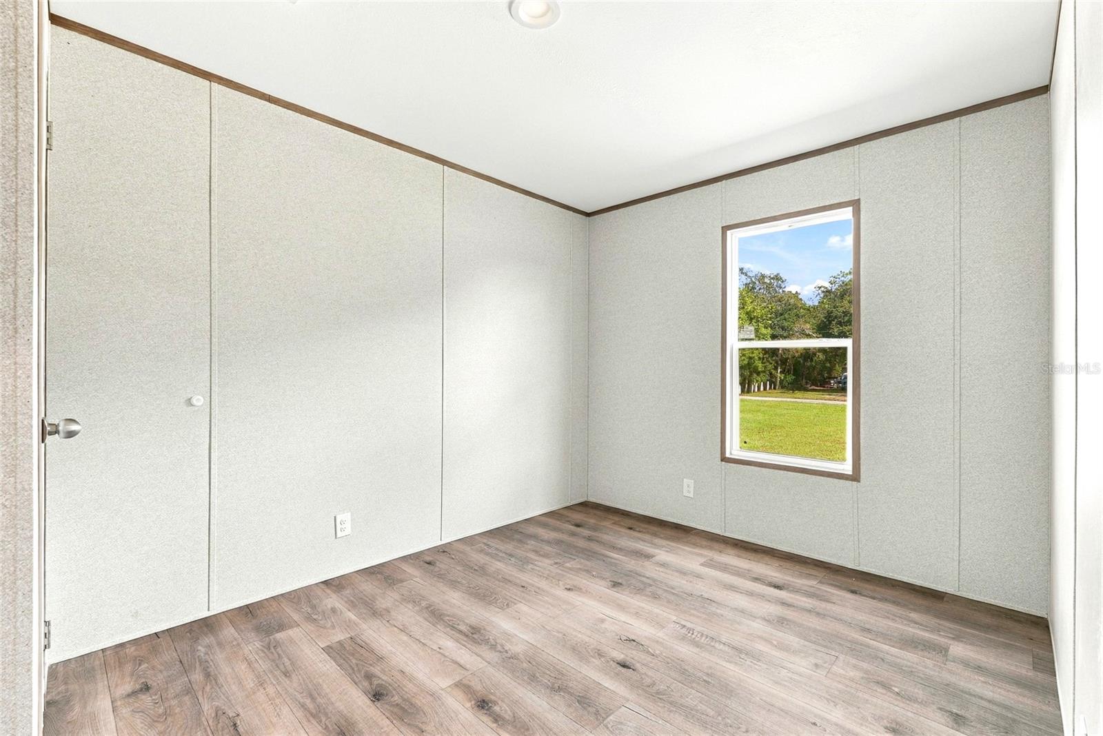 4235 LINDA DRIVE DR — photo 32