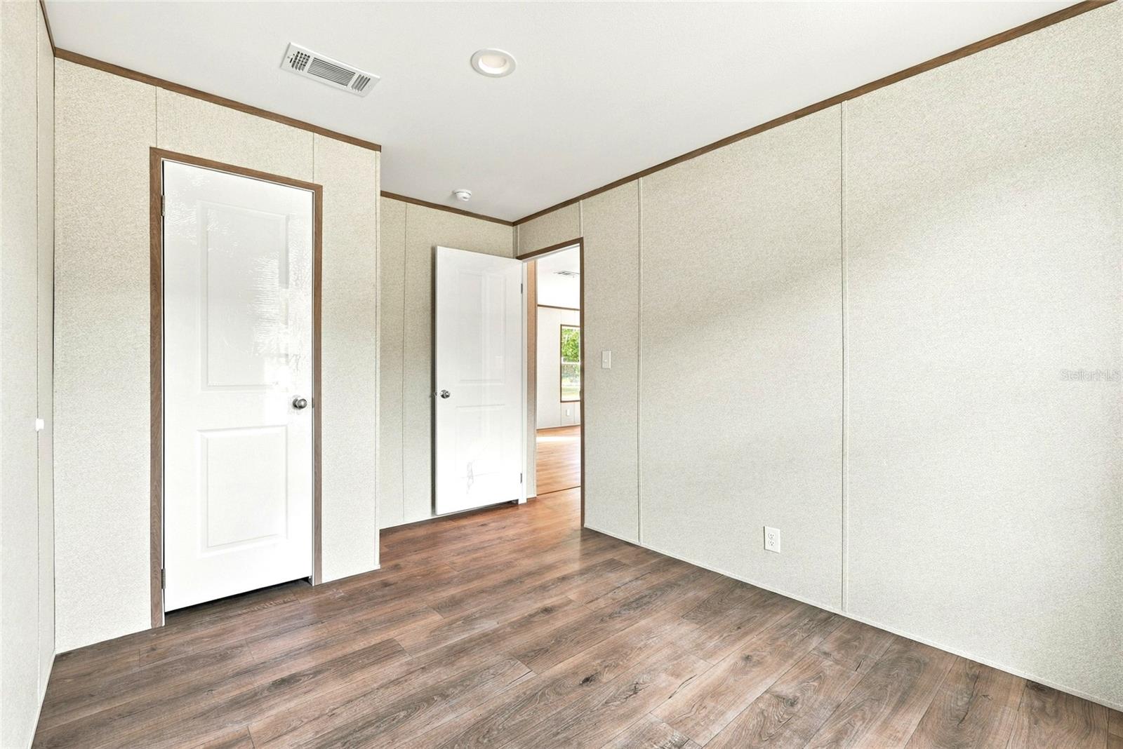 4235 LINDA DRIVE DR — photo 30