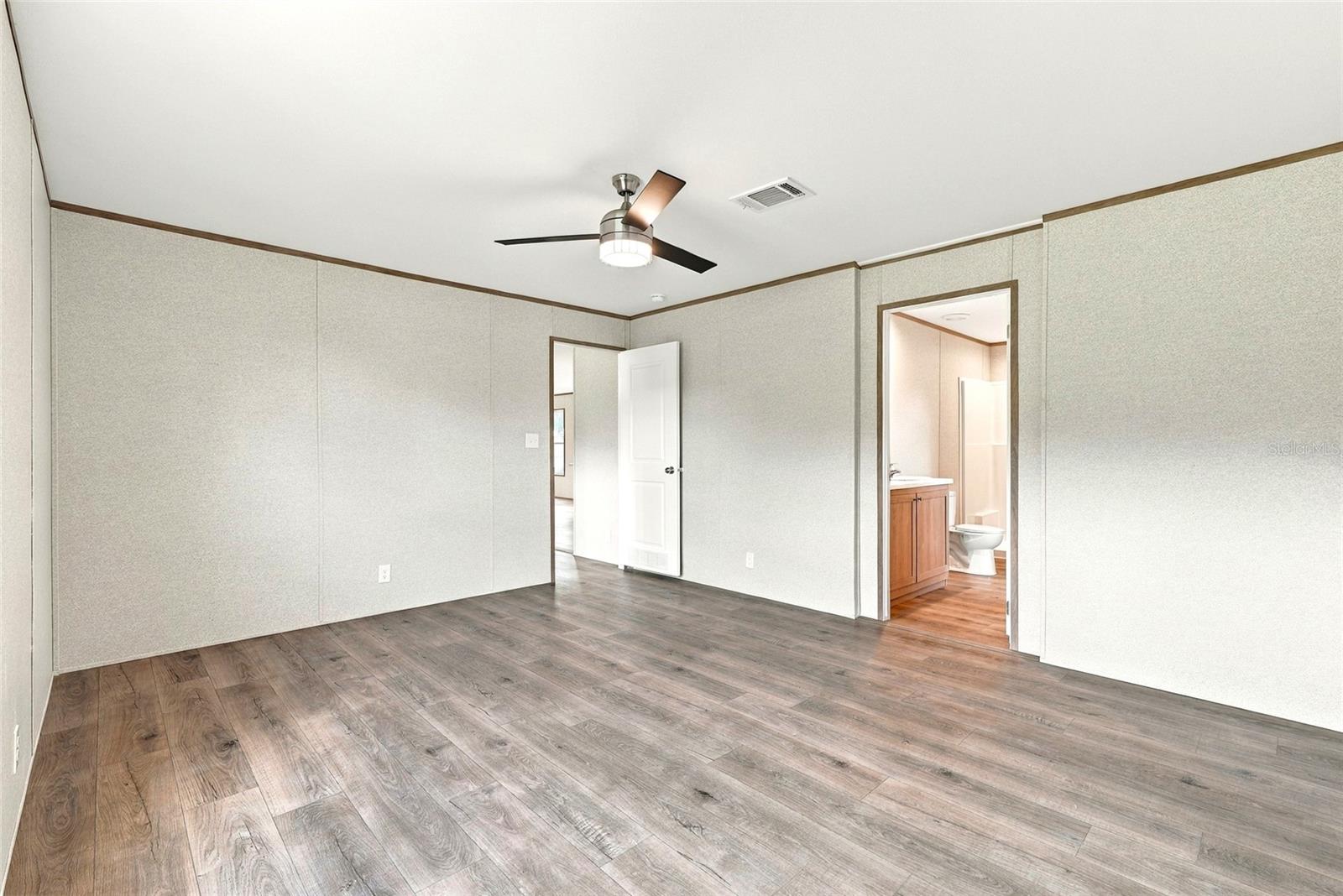 4235 LINDA DRIVE DR — photo 24