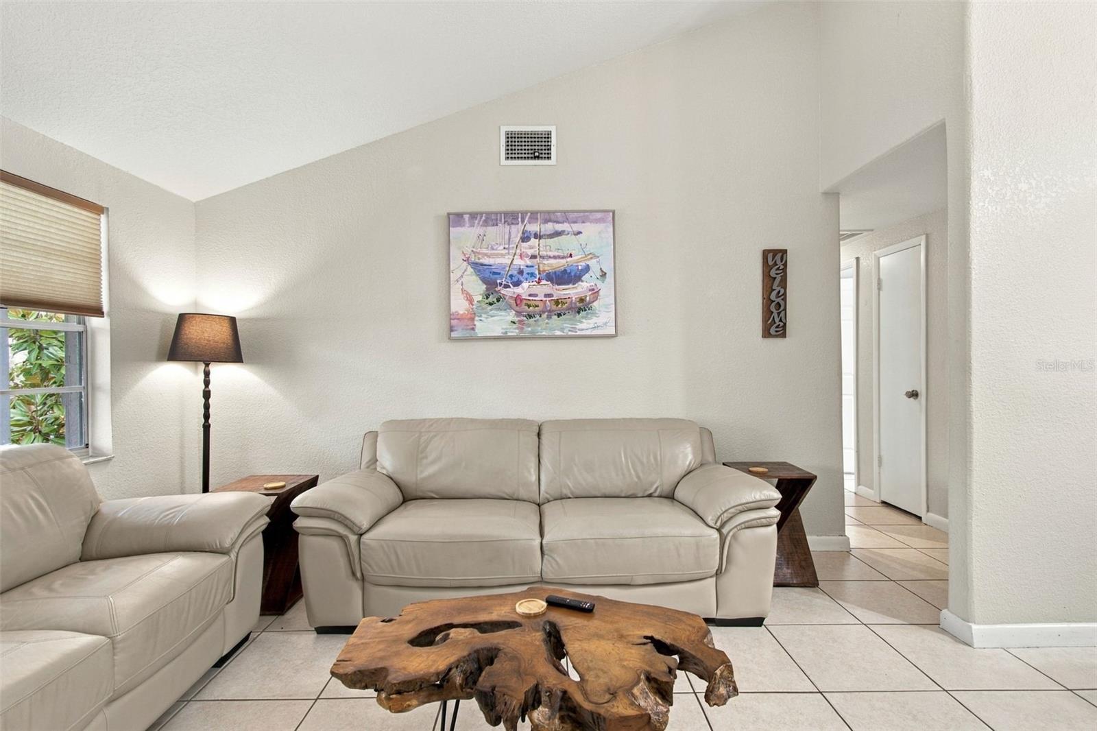 7607 WOODLAND OAKS CT — photo 8