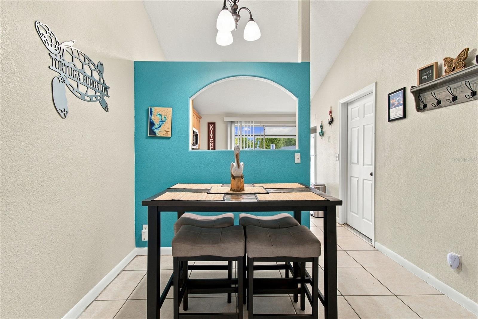 7607 WOODLAND OAKS CT — photo 14