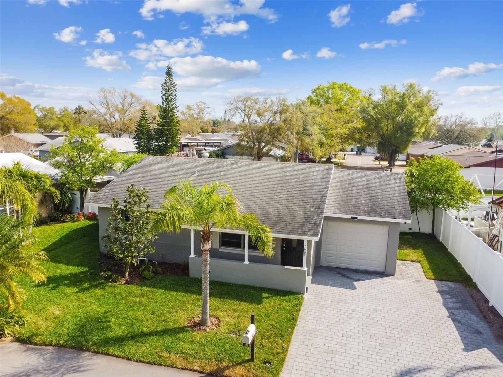7607 WOODLAND OAKS CT — photo 46