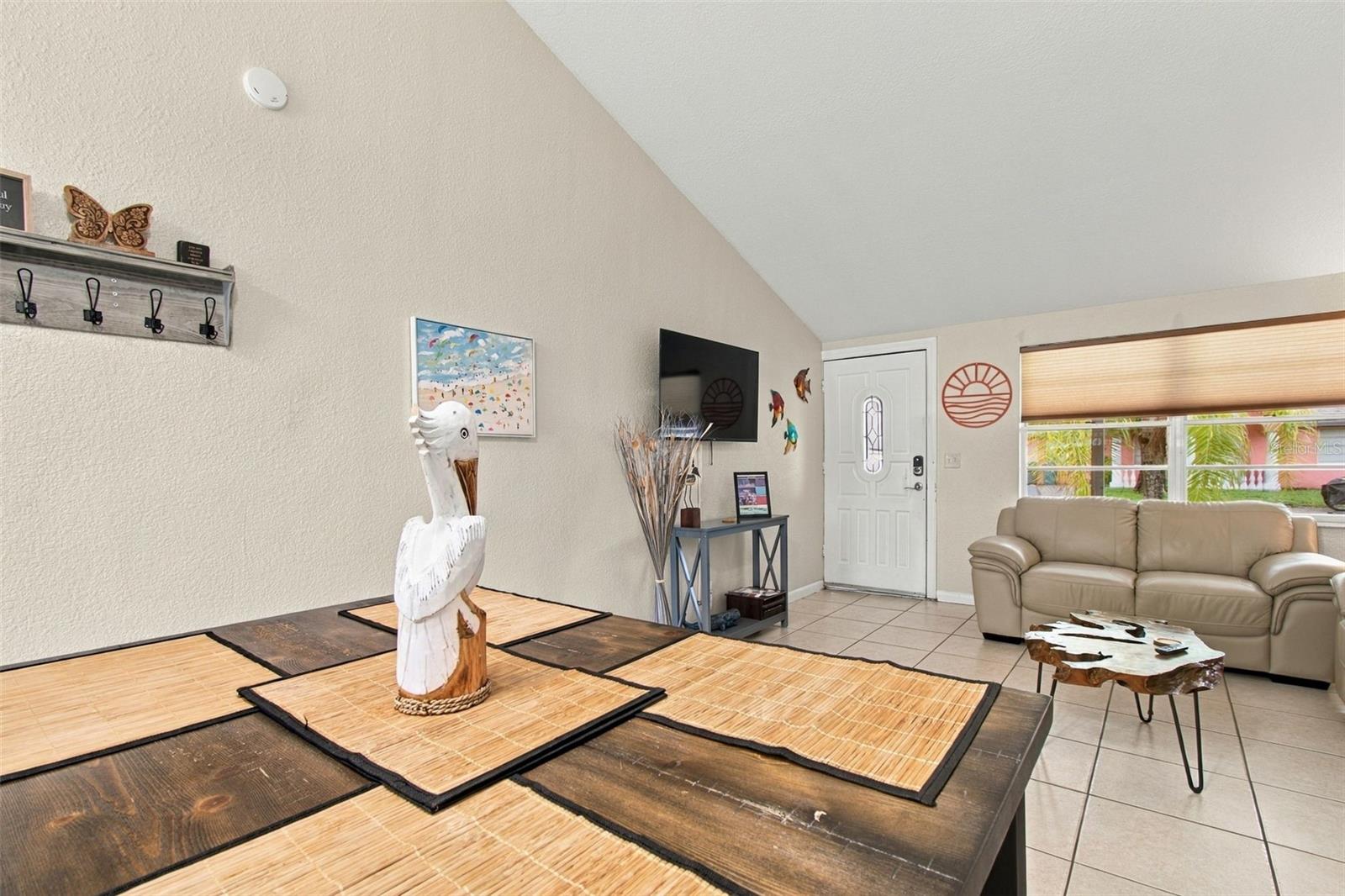 7607 WOODLAND OAKS CT — photo 11