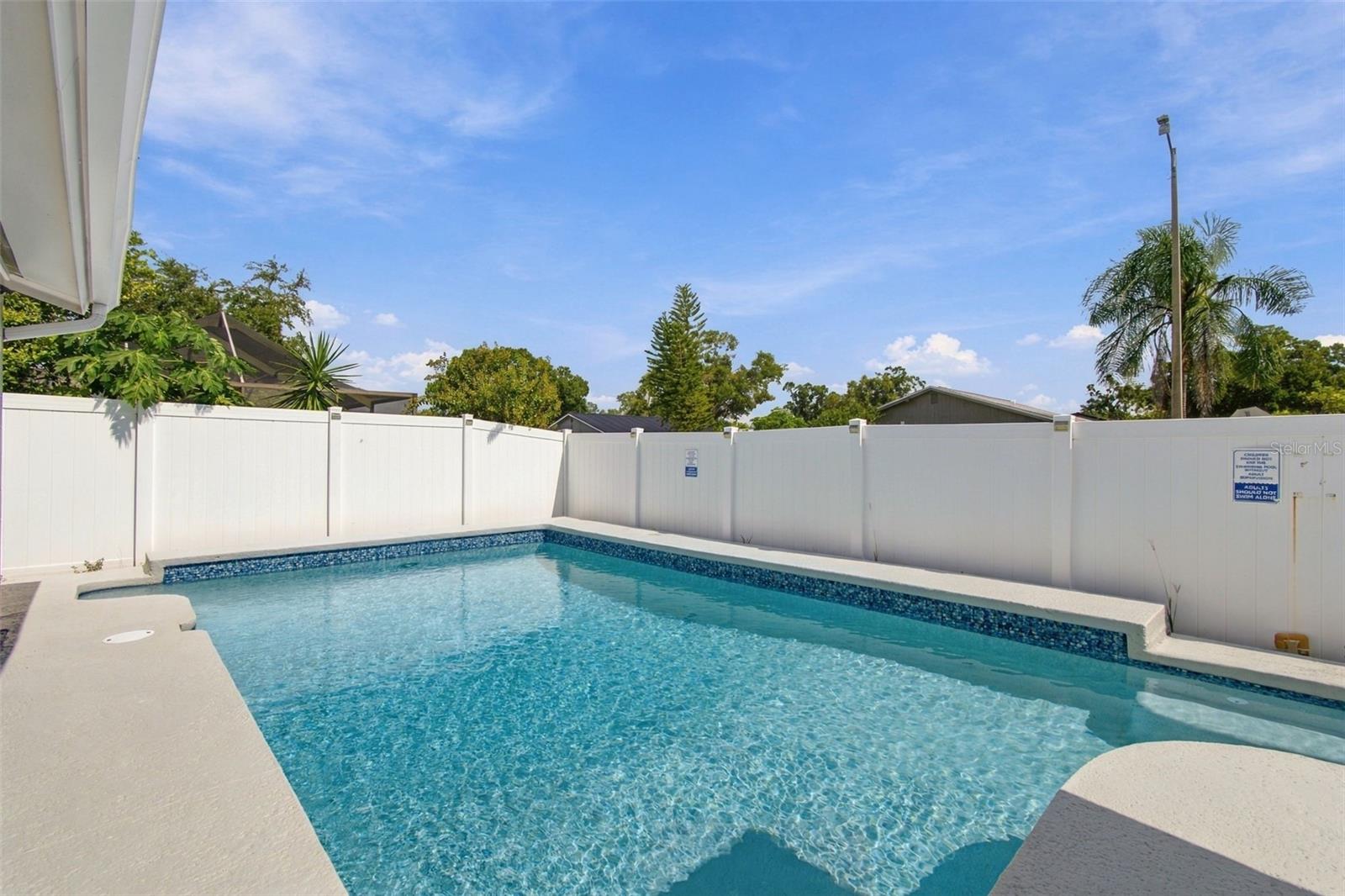 7607 WOODLAND OAKS CT — photo 42
