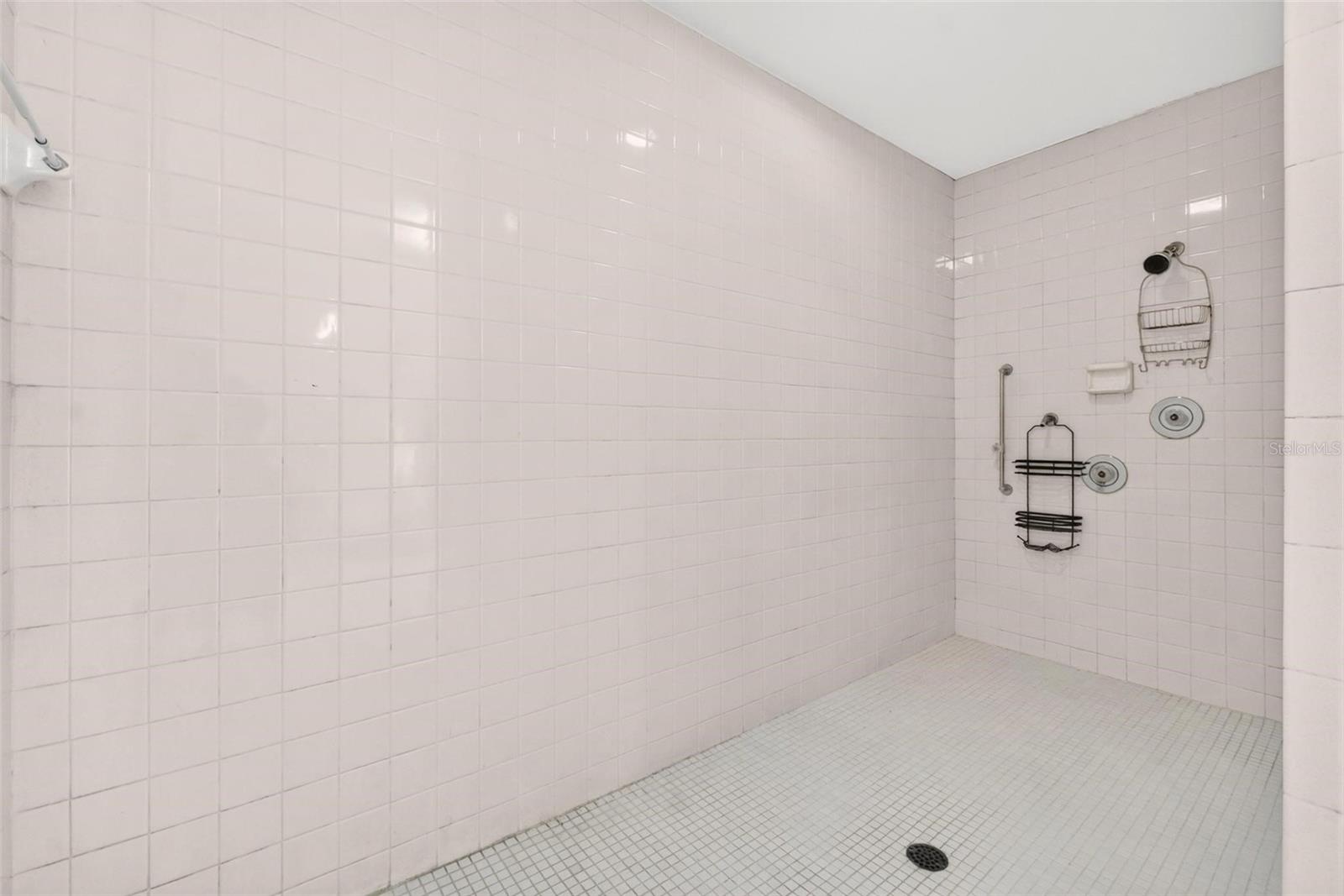 690 2ND ST S — photo 21