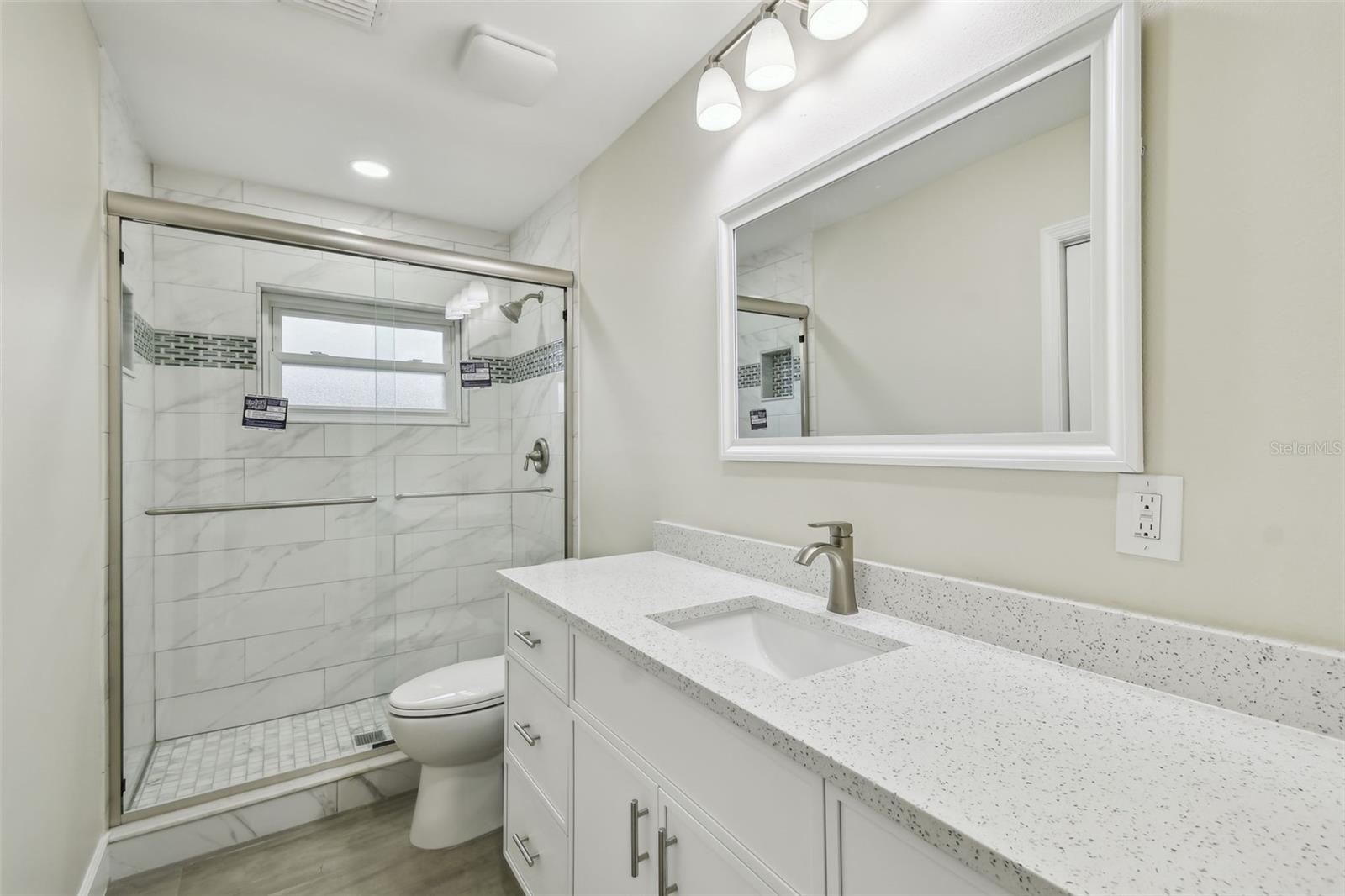 3938 VERSAILLES DR — photo 40