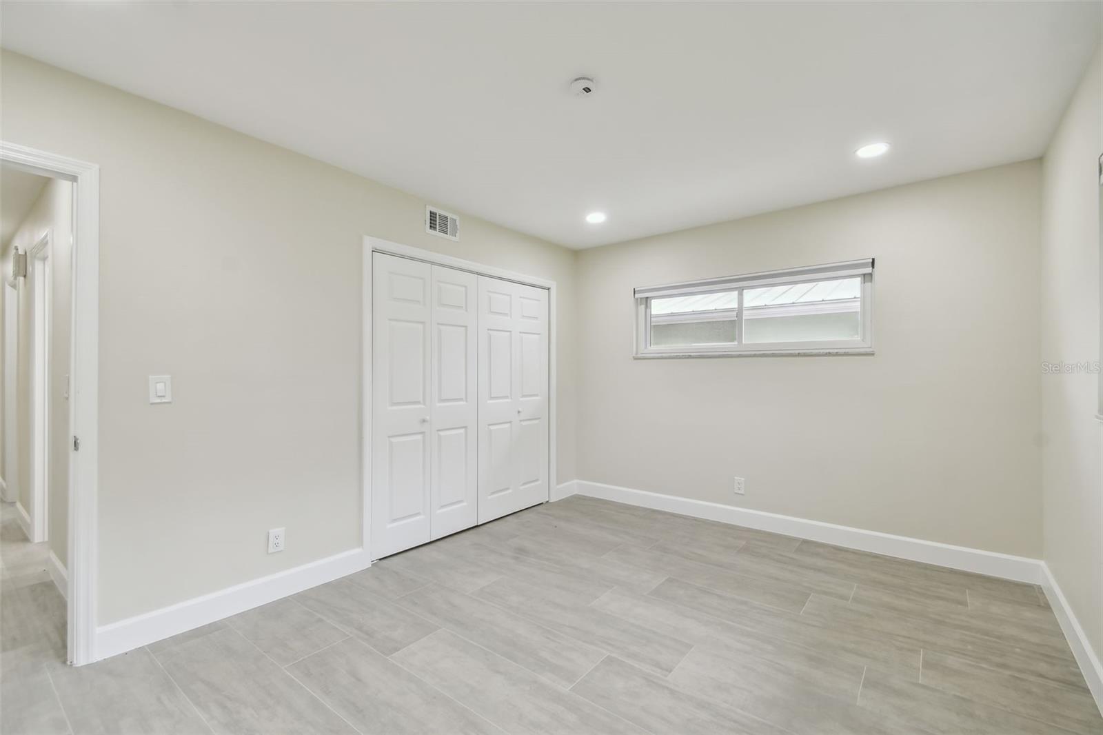 3938 VERSAILLES DR — photo 43