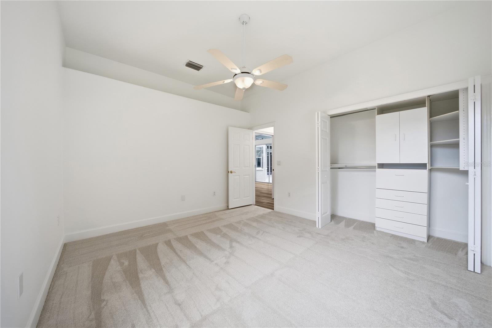 4034 EXECUTIVE DR — photo 33
