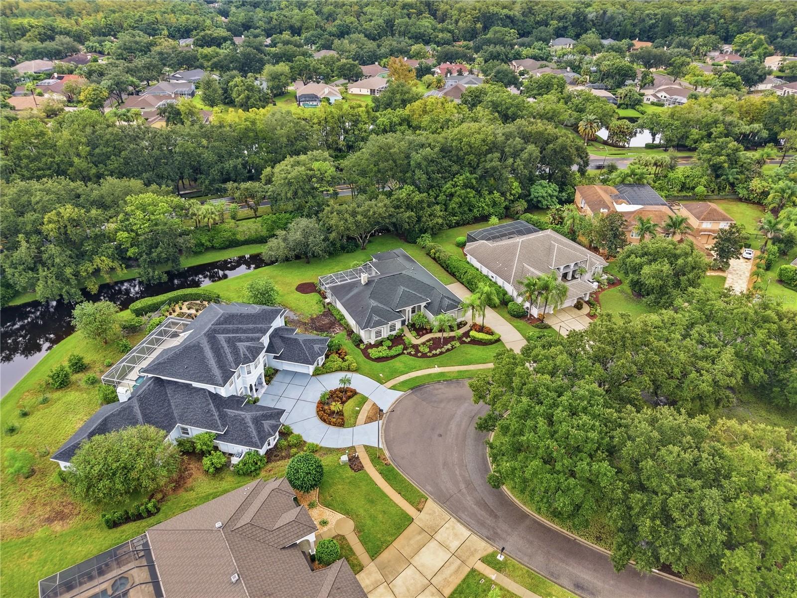 4034 EXECUTIVE DR — photo 42