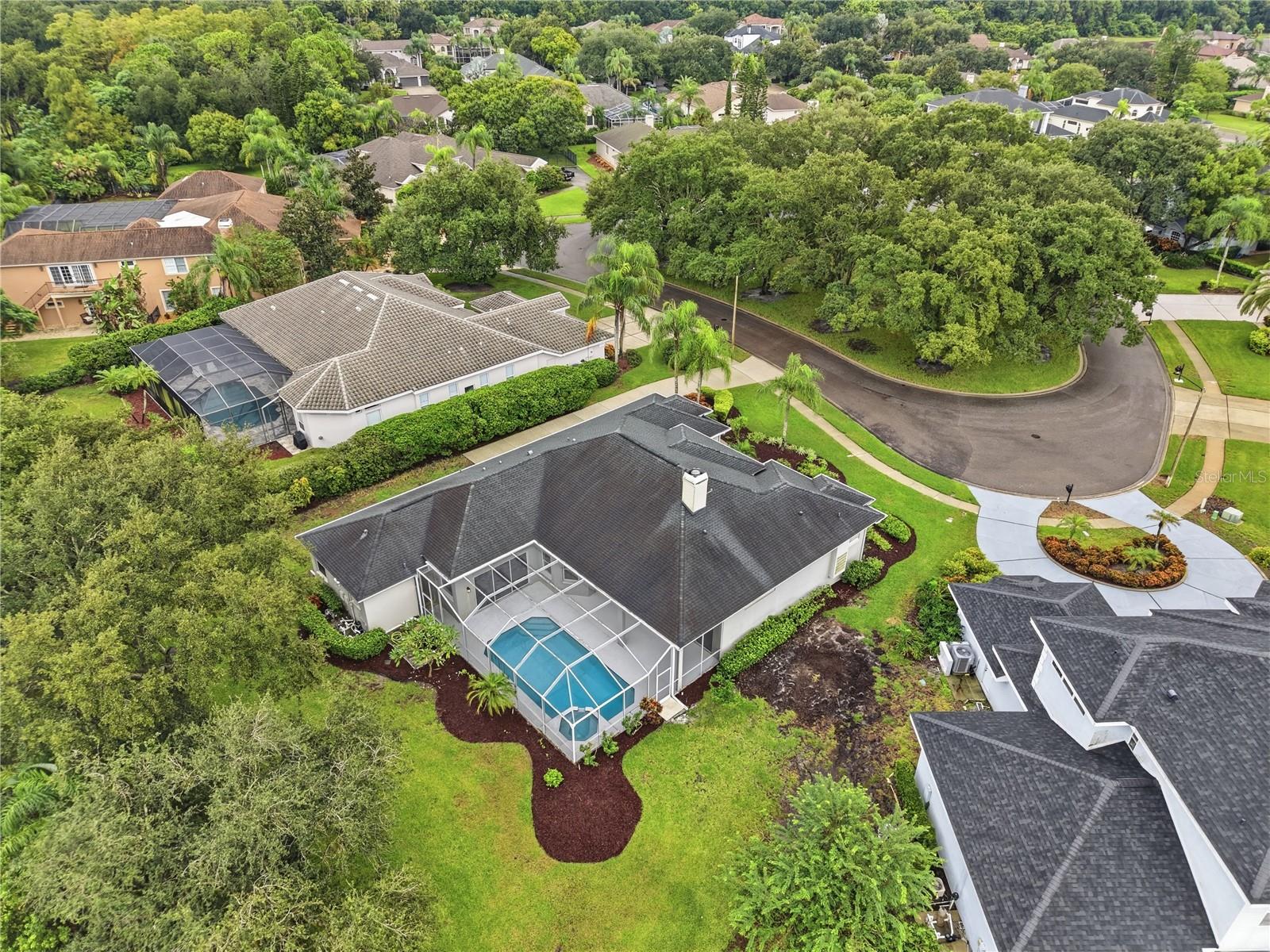 4034 EXECUTIVE DR — photo 36