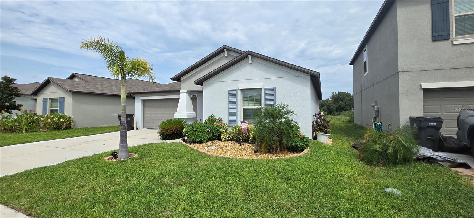 16638 DELIA STREET — photo 2