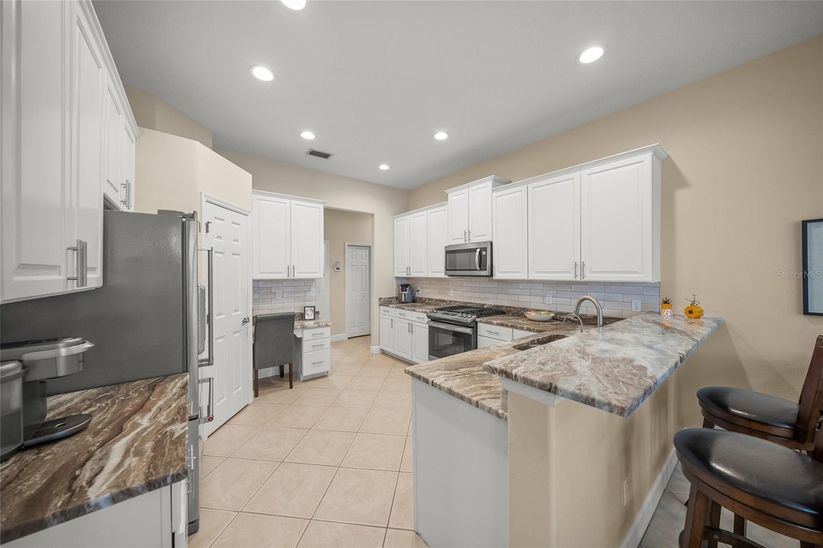 2889 GRAZELAND DR — photo 13