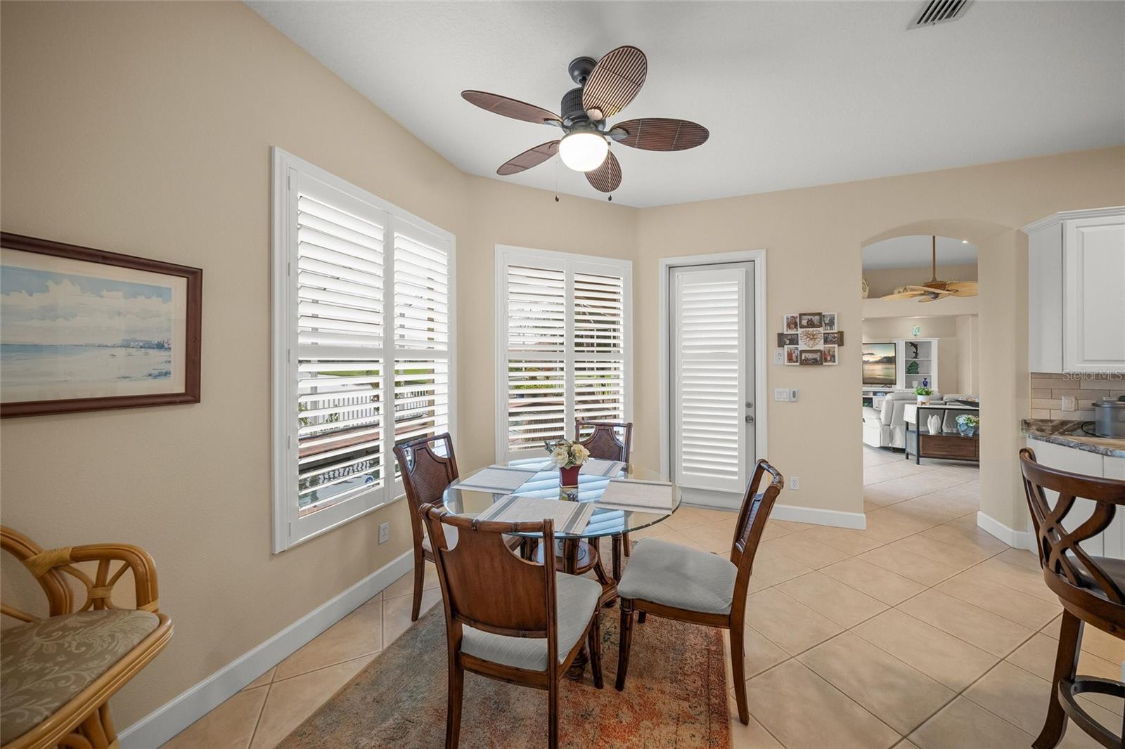 2889 GRAZELAND DR — photo 17