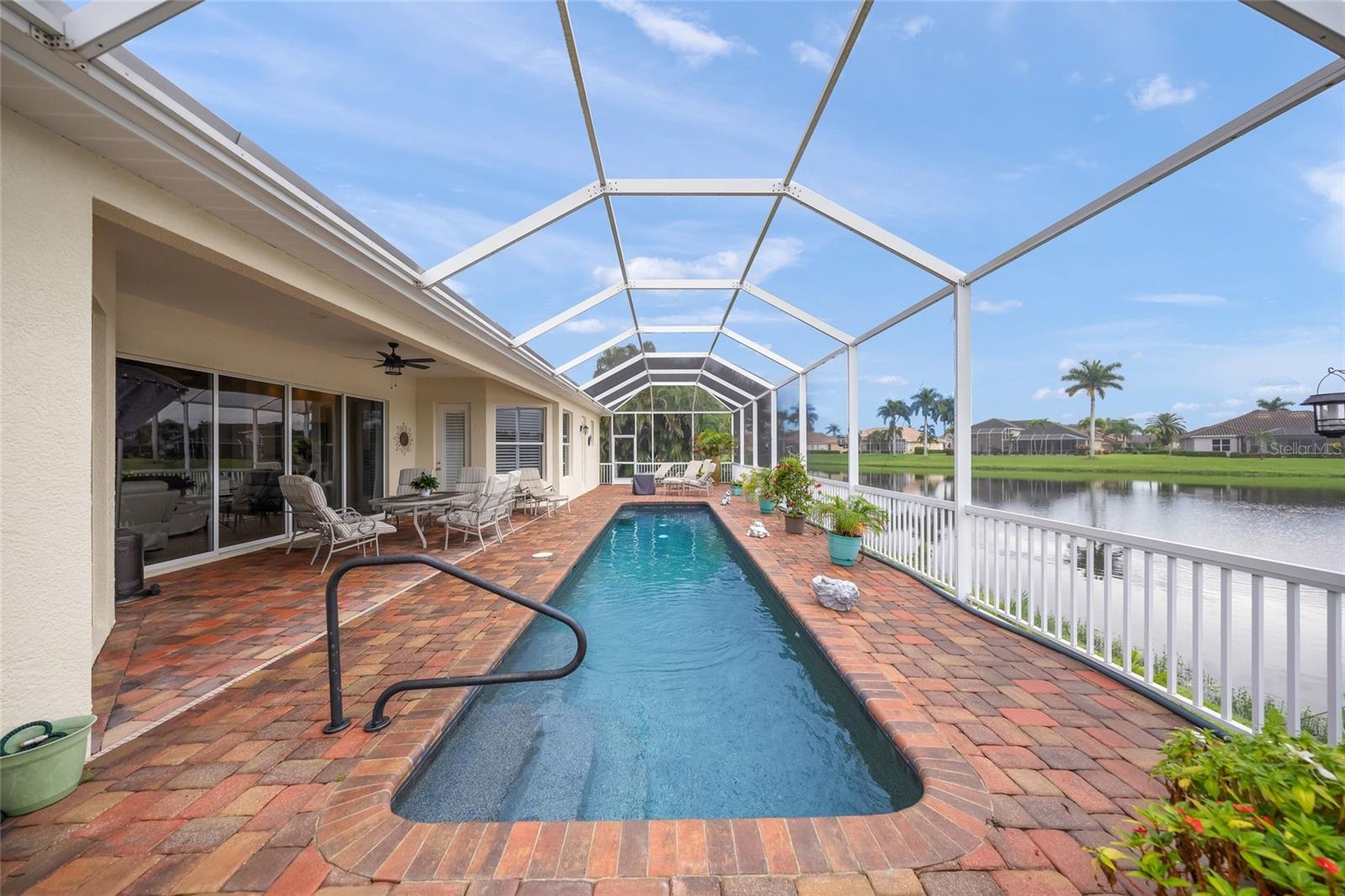 2889 GRAZELAND DR — photo 39