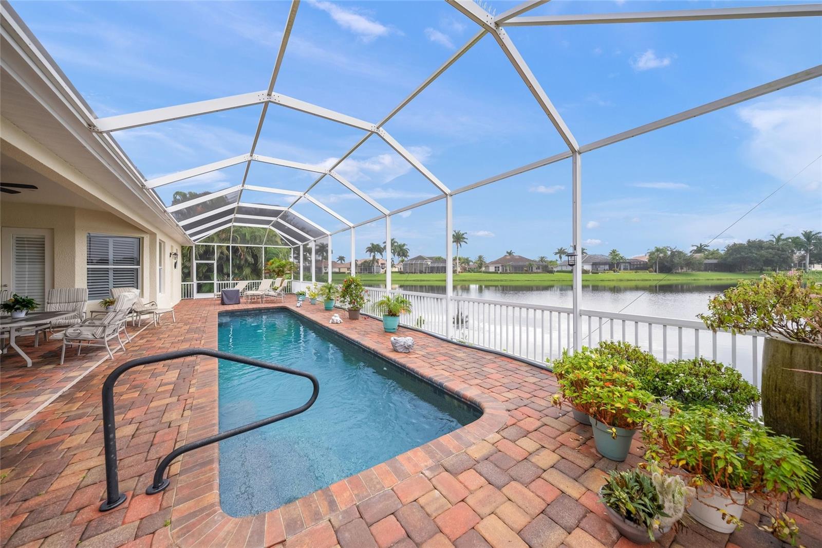 2889 GRAZELAND DR — photo 38