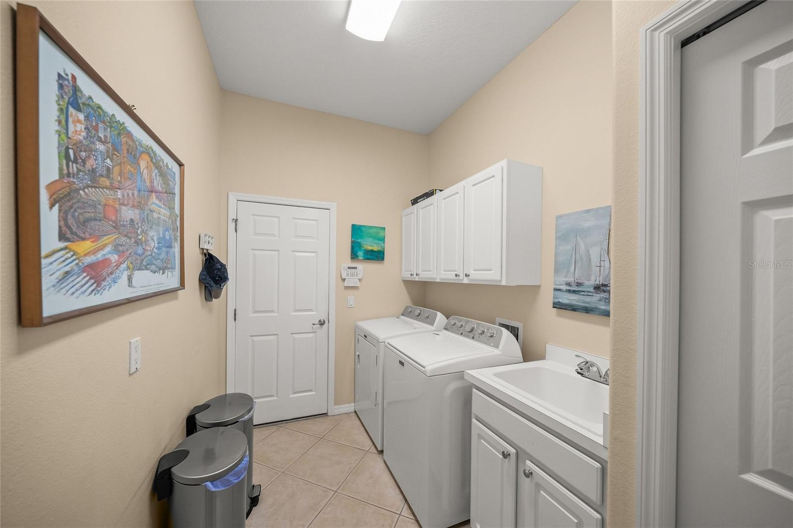 2889 GRAZELAND DR — photo 35