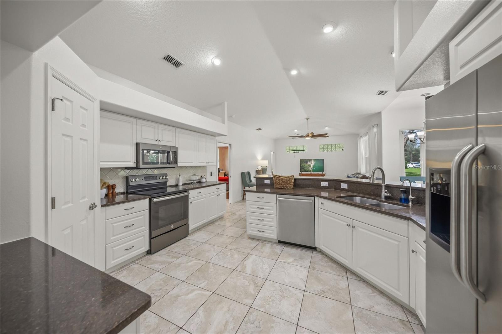 4749 ACORN CIR — photo 16