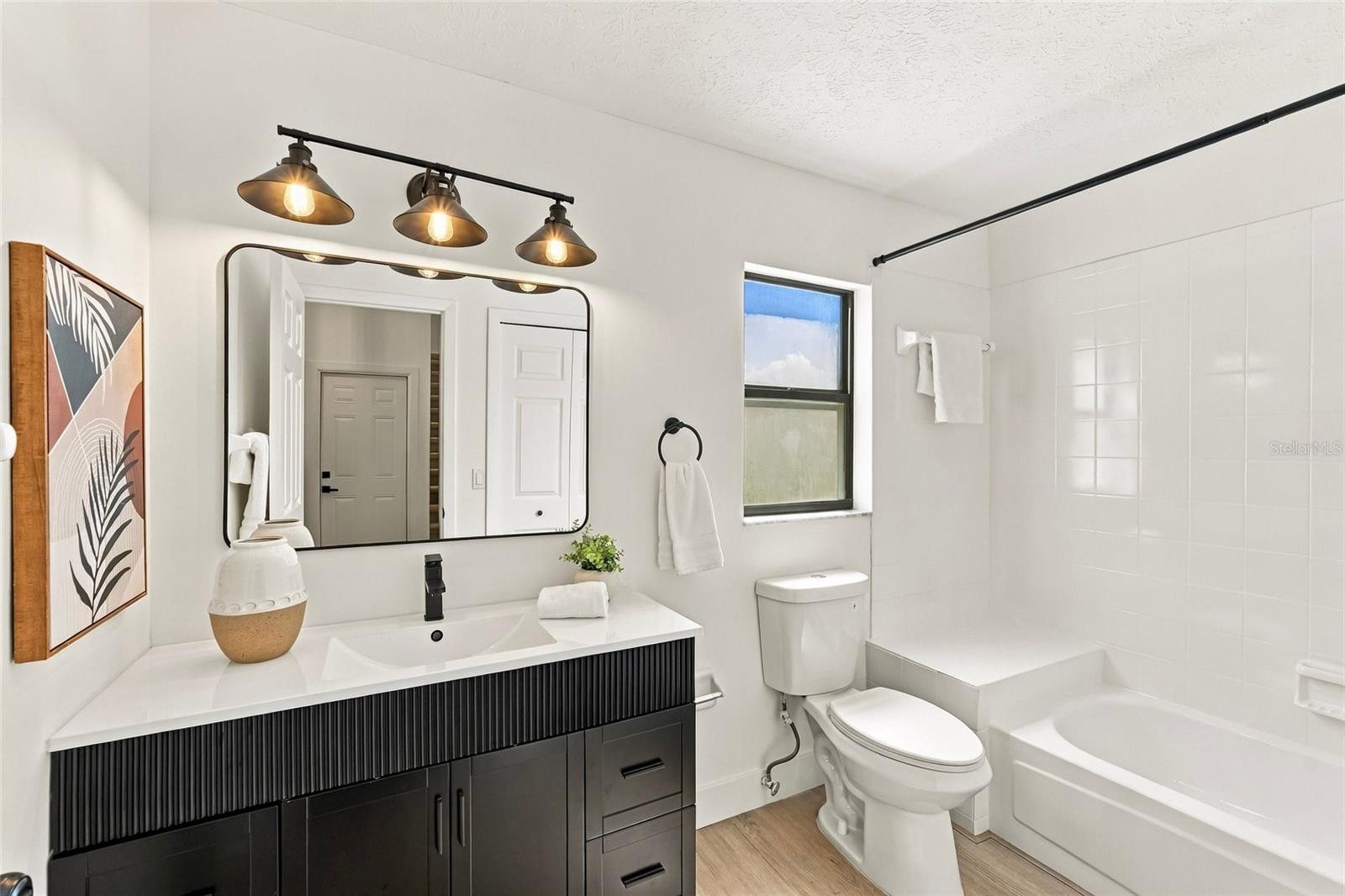 11216 SHADYBROOK DR — photo 17