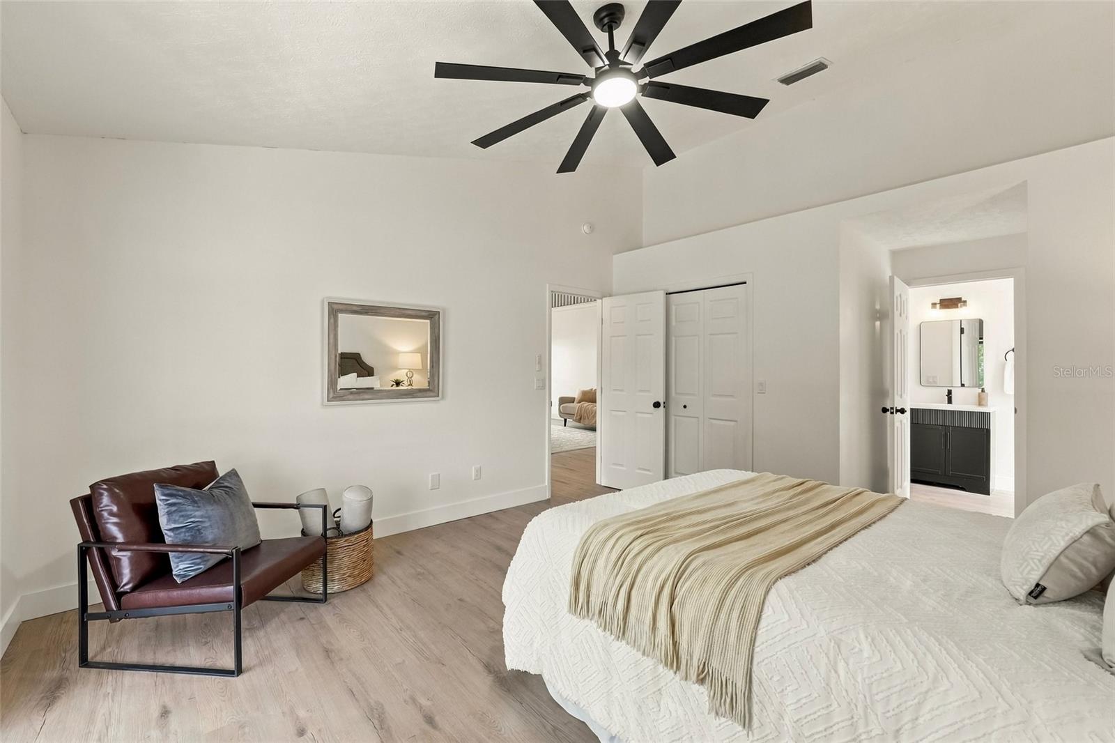 11216 SHADYBROOK DR — photo 13